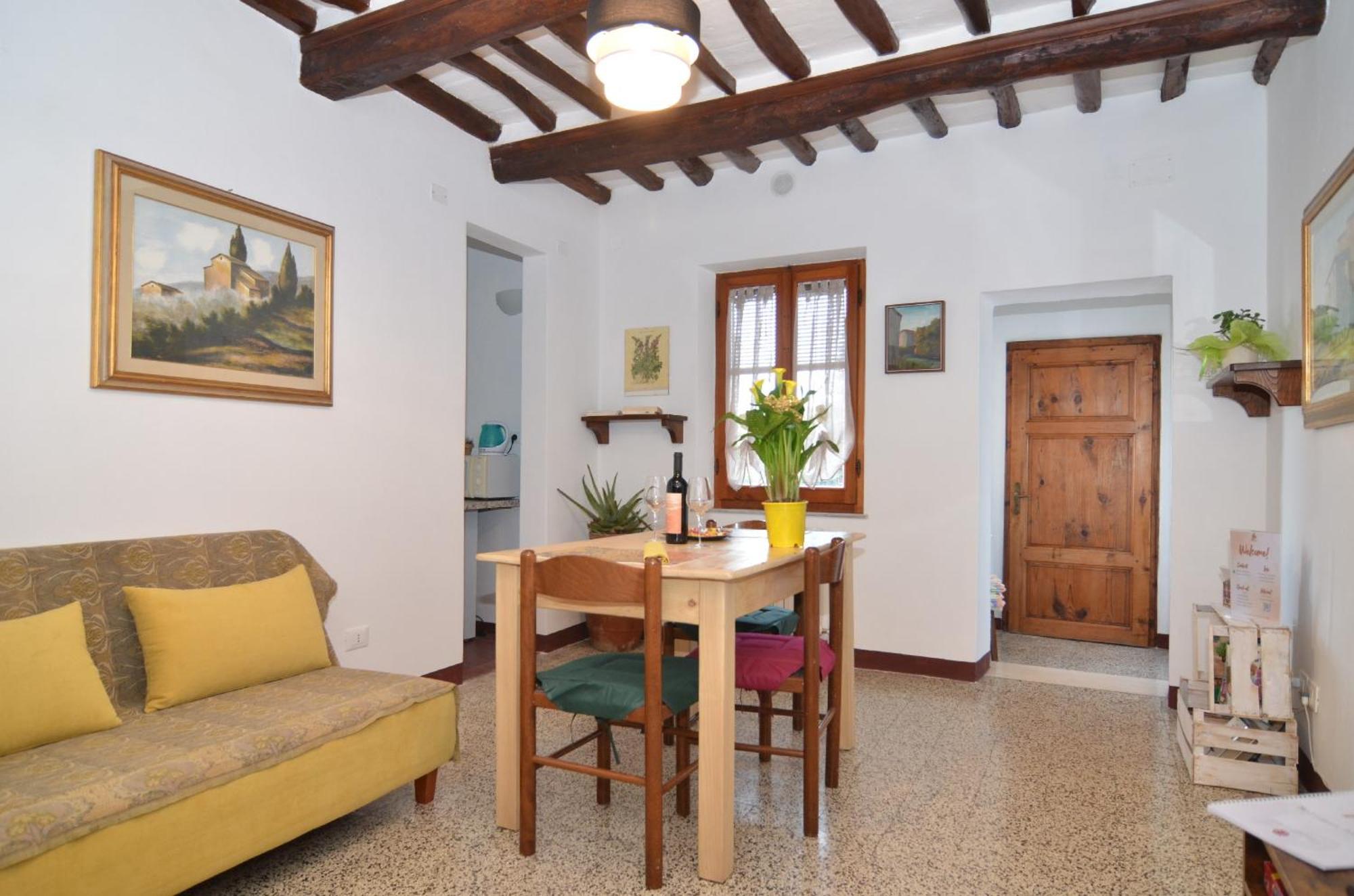 Appartamento Il Nespolo ซานจีมิญญาโน ภายนอก รูปภาพ